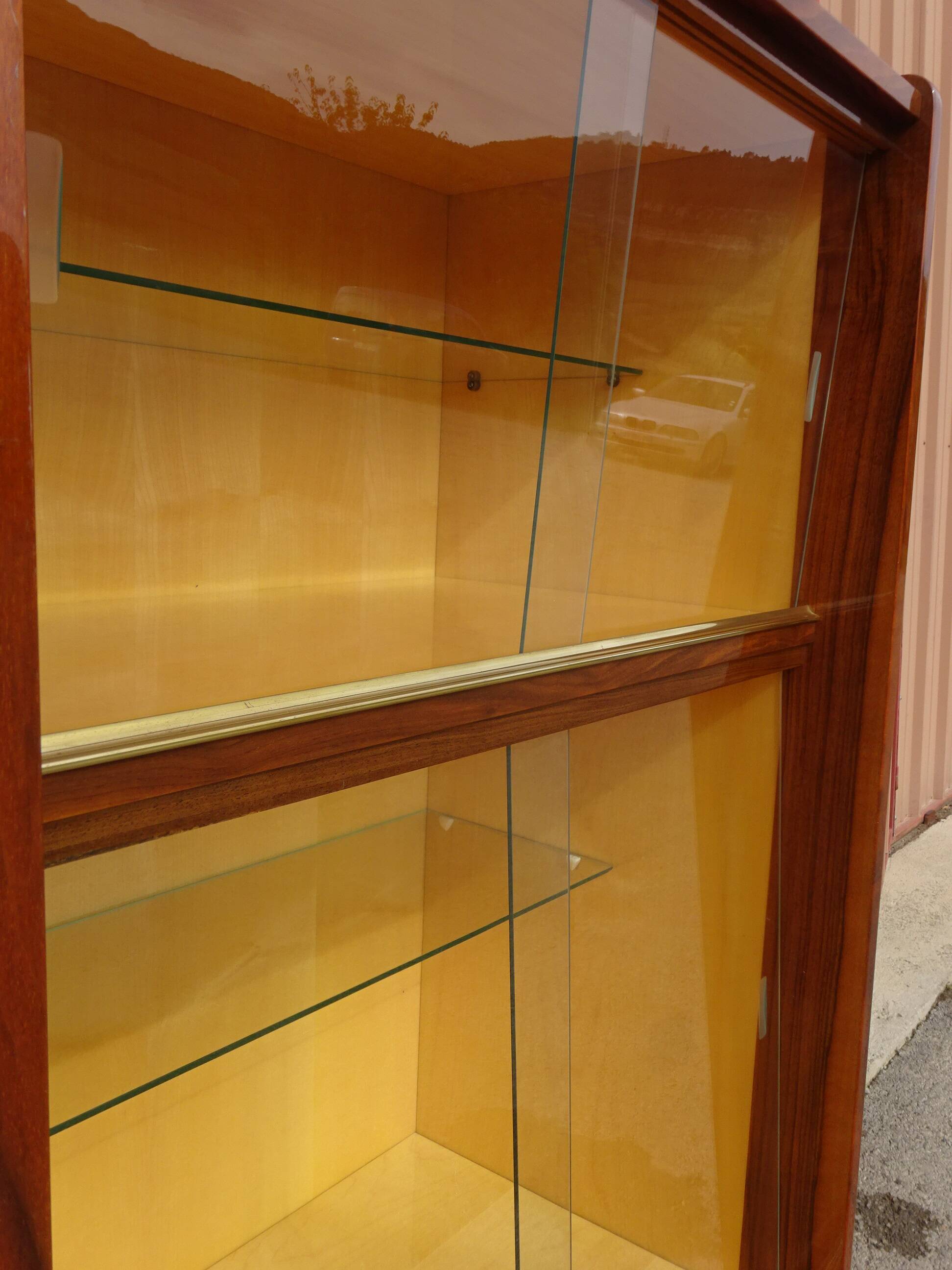 Vintage display cabinet from Maison Capelle