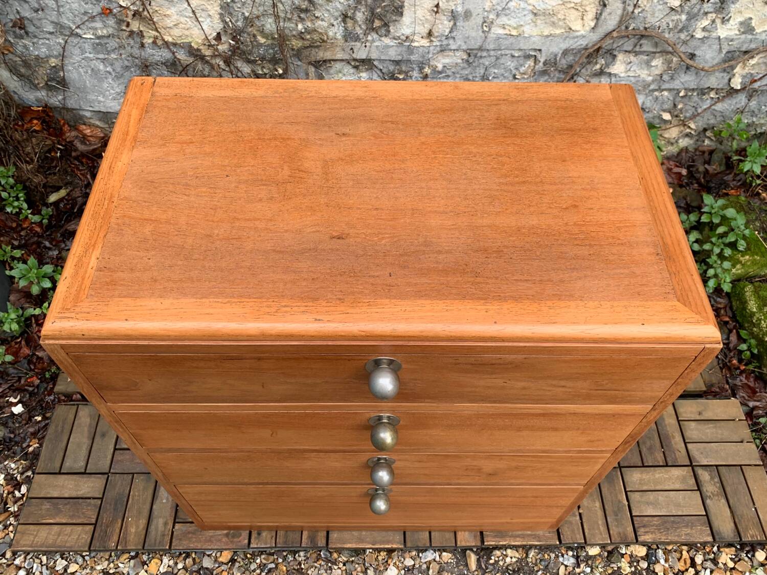 Vintage chest of drawers in solid raw wood from 1950