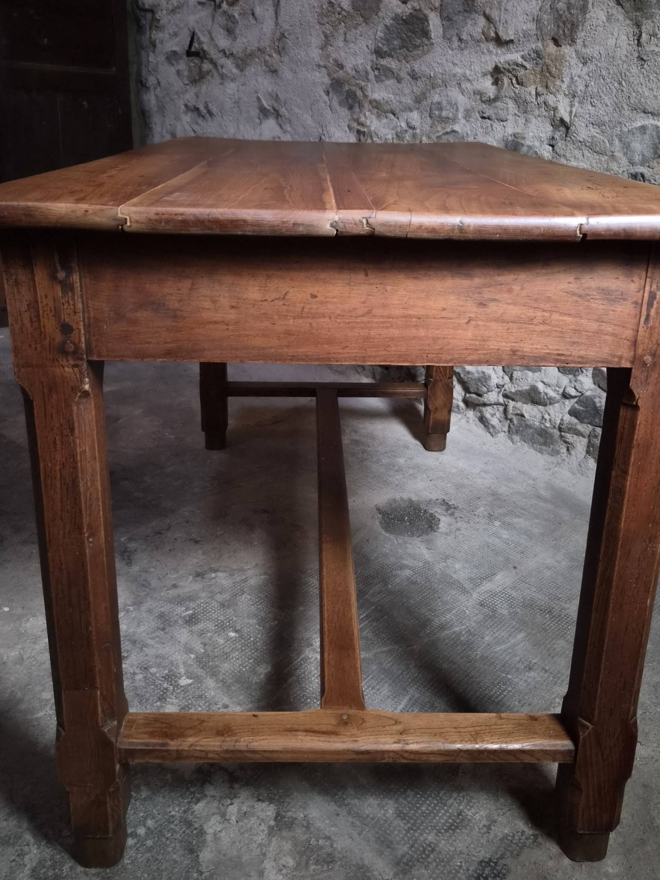 Old farmhouse table in French cherry wood | Auvergne | Circa 1750–1800