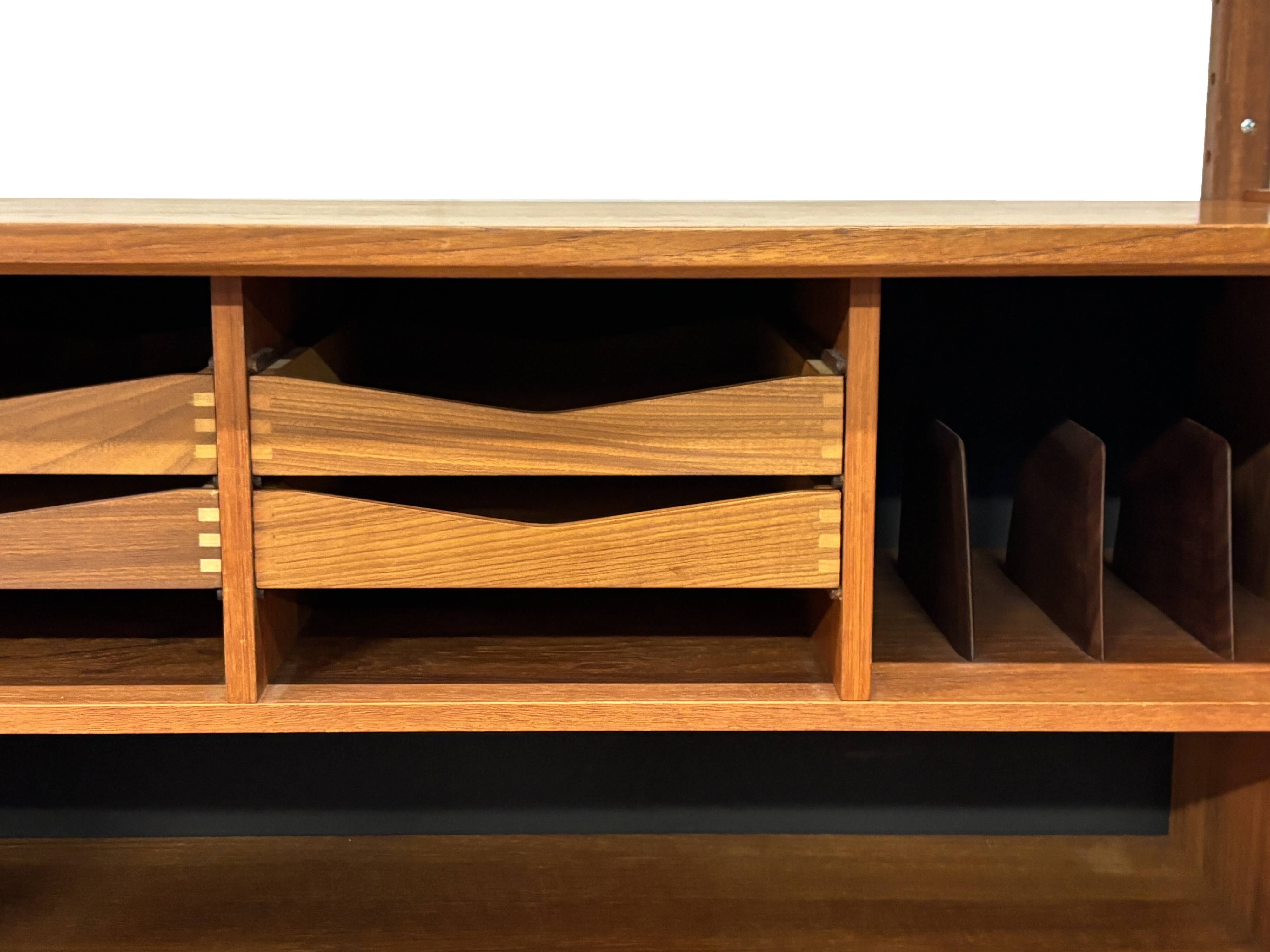 Vintage wall system Poul Cadovius Cado Design