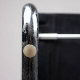 Pair of Matteo Grassi MG5 chairs in black leather and chrome