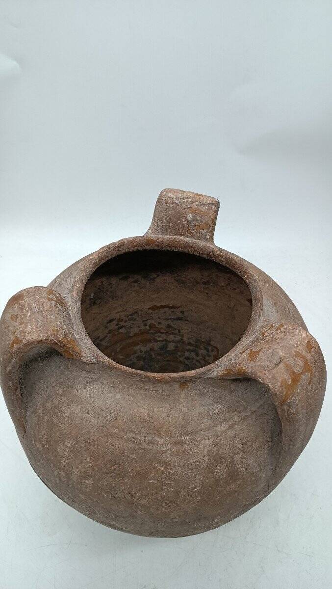 Antique terracotta jug from the 16th century