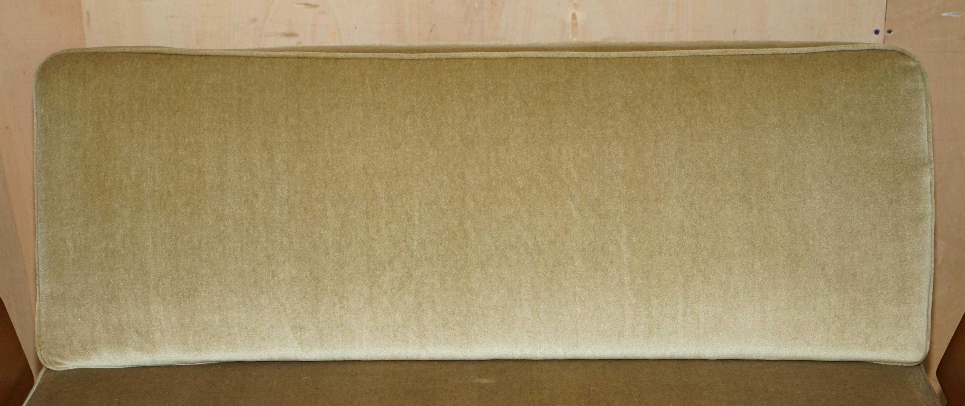 Mid Century Modern canapé by Peter Hvidt and Orla Mølgaard Nielsen for France & Son