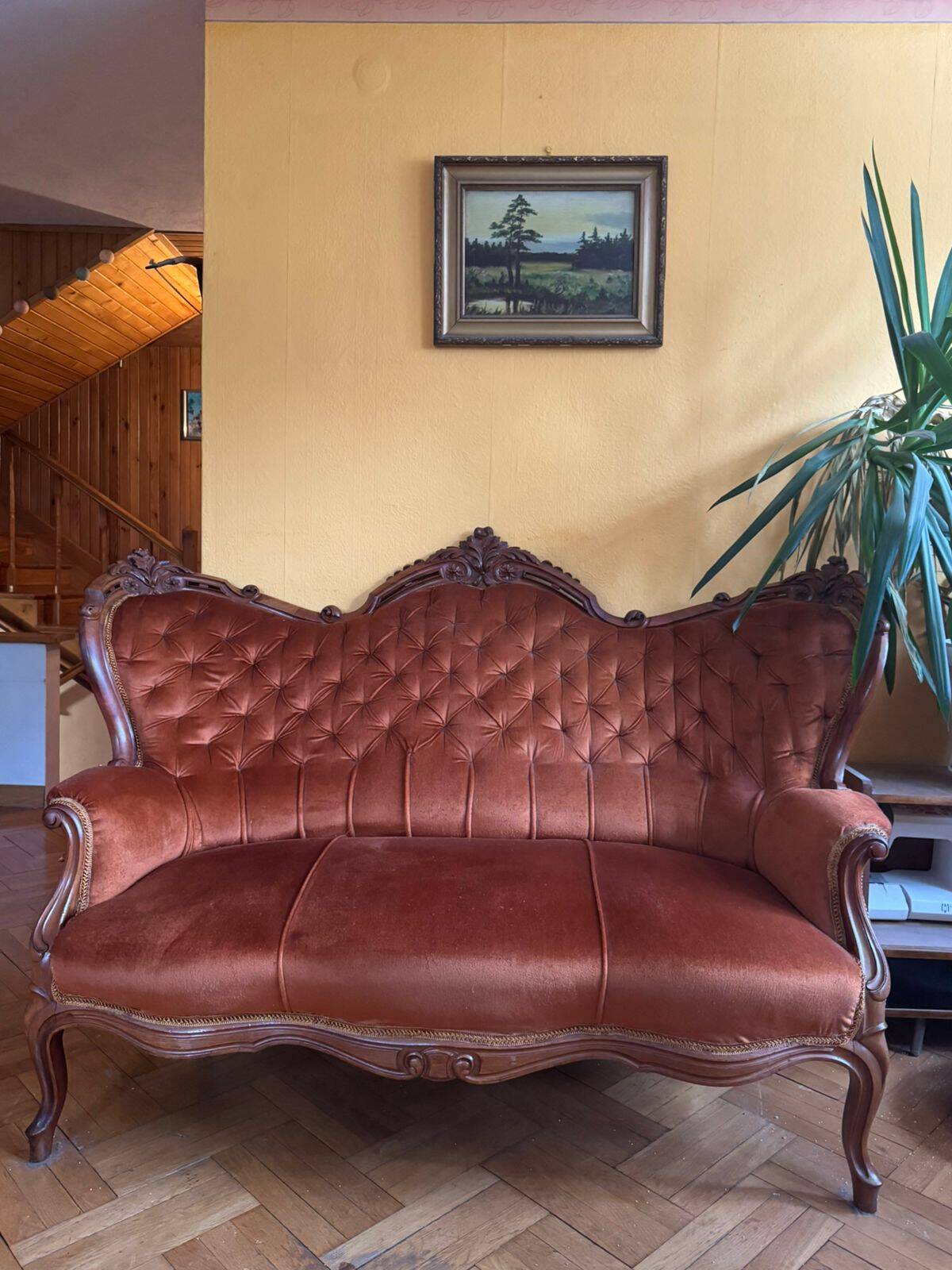 19th-century neo-Rococo antique canapé – Walnut structure