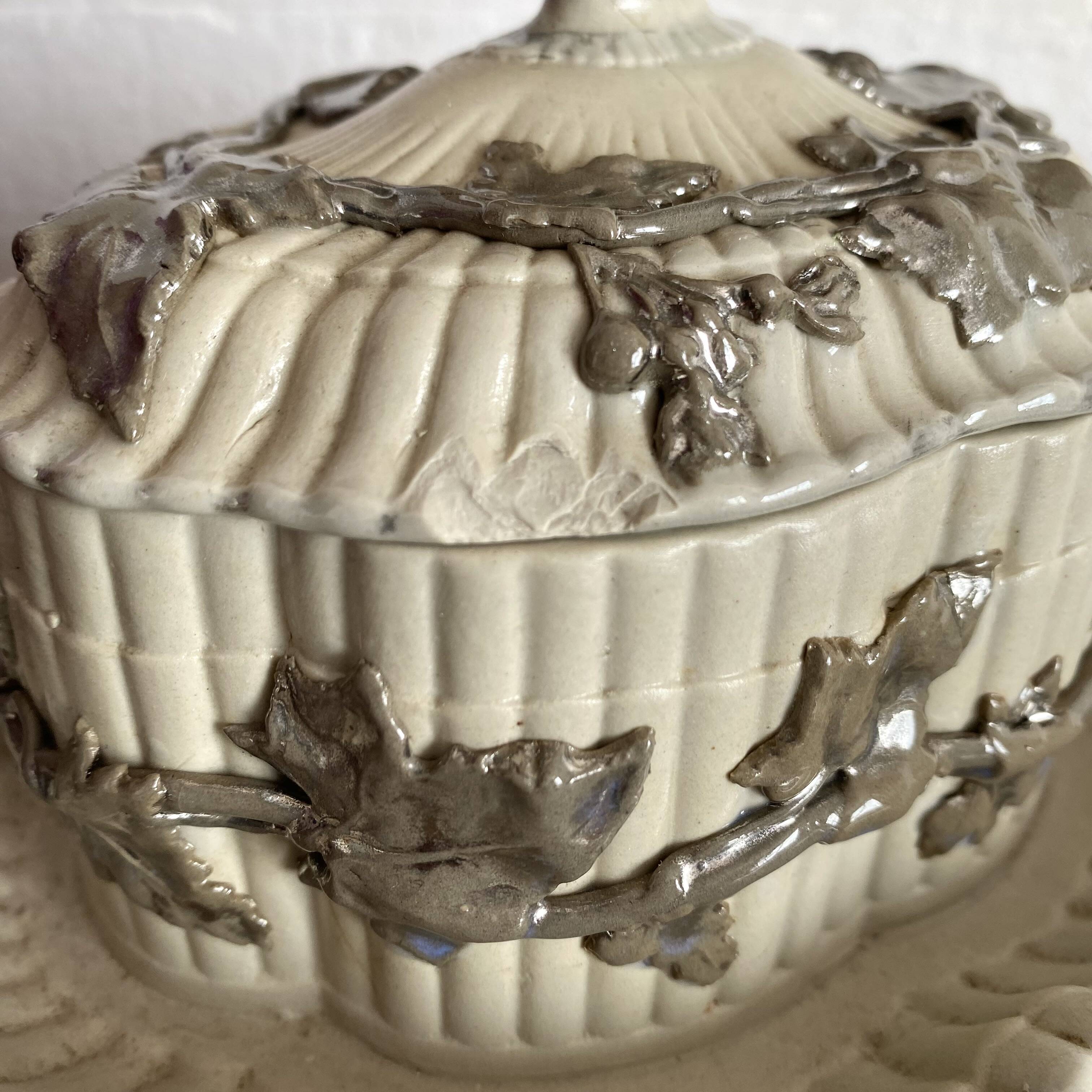 Antique Villeroy & Boch butter or sugar dish, late 19th century