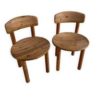2 chaises en pin massif Daumiller