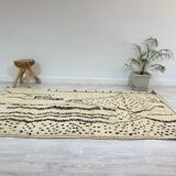 Handmade moroccan berber carpet 260 x 144 cm