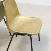 Chaise vintage empilable moulée de Hiller Allemagne