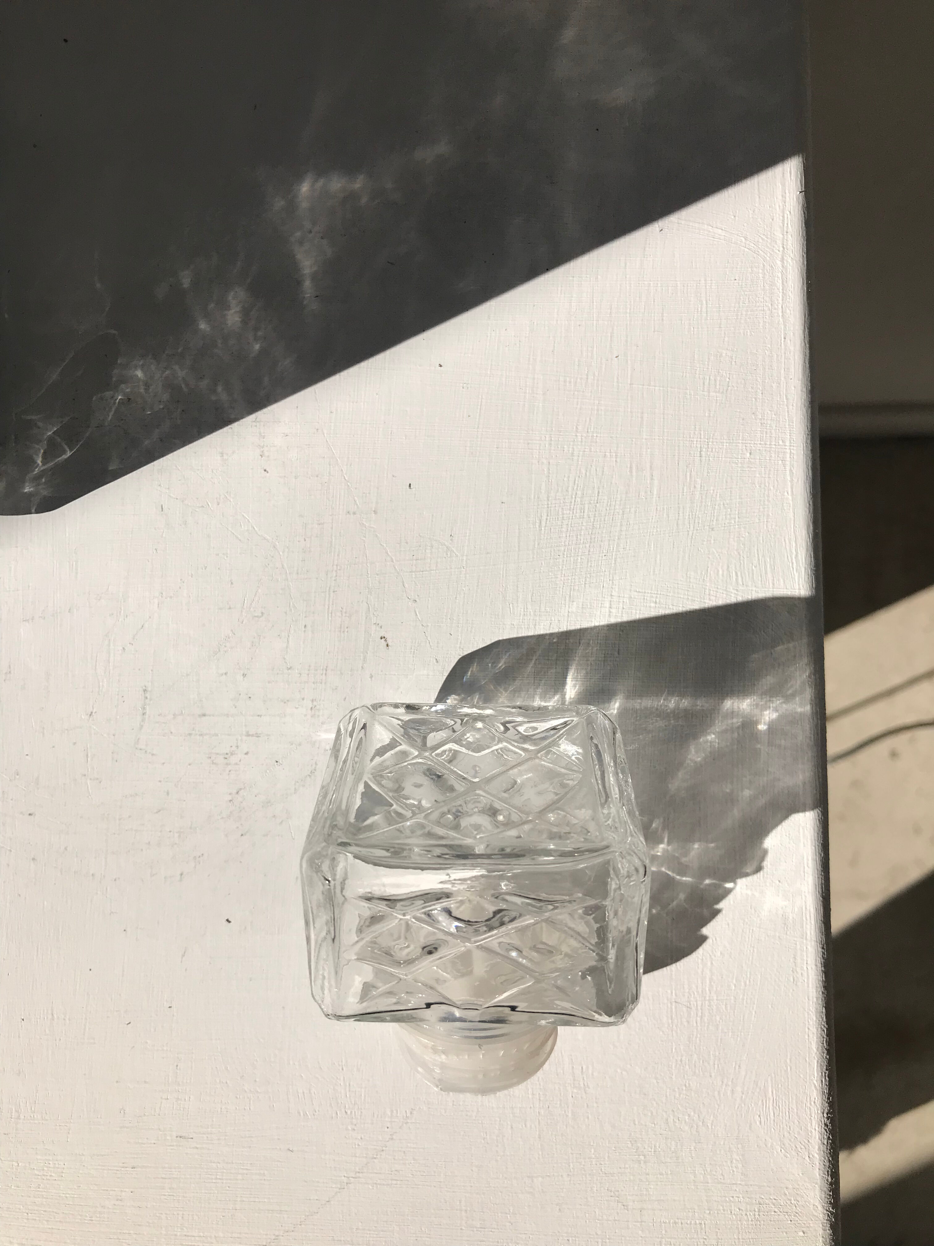 Glass whisky decanter