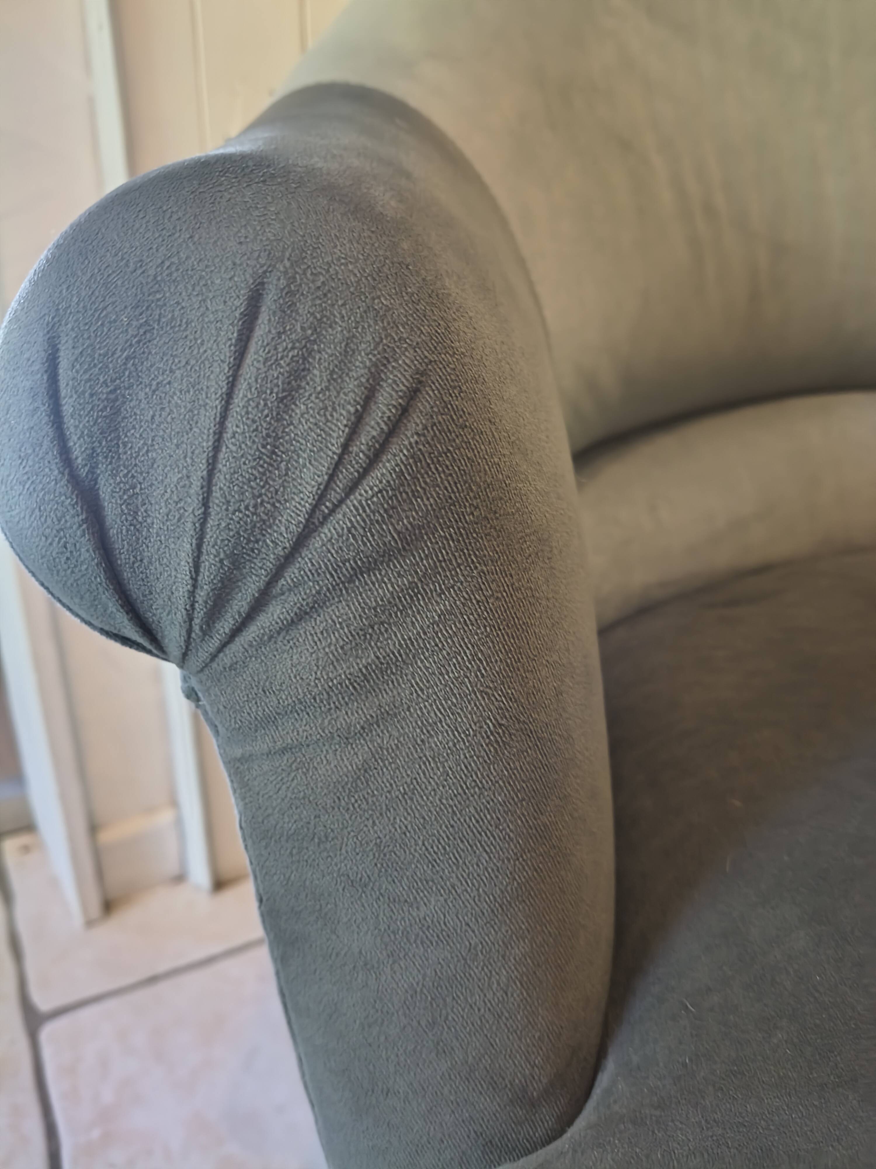 Toad chair