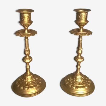 Pair of art-deco candlesticks with floral motifs and palmettes 20th century