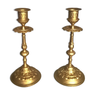 Pair of art-deco candlesticks with floral motifs and palmettes 20th century