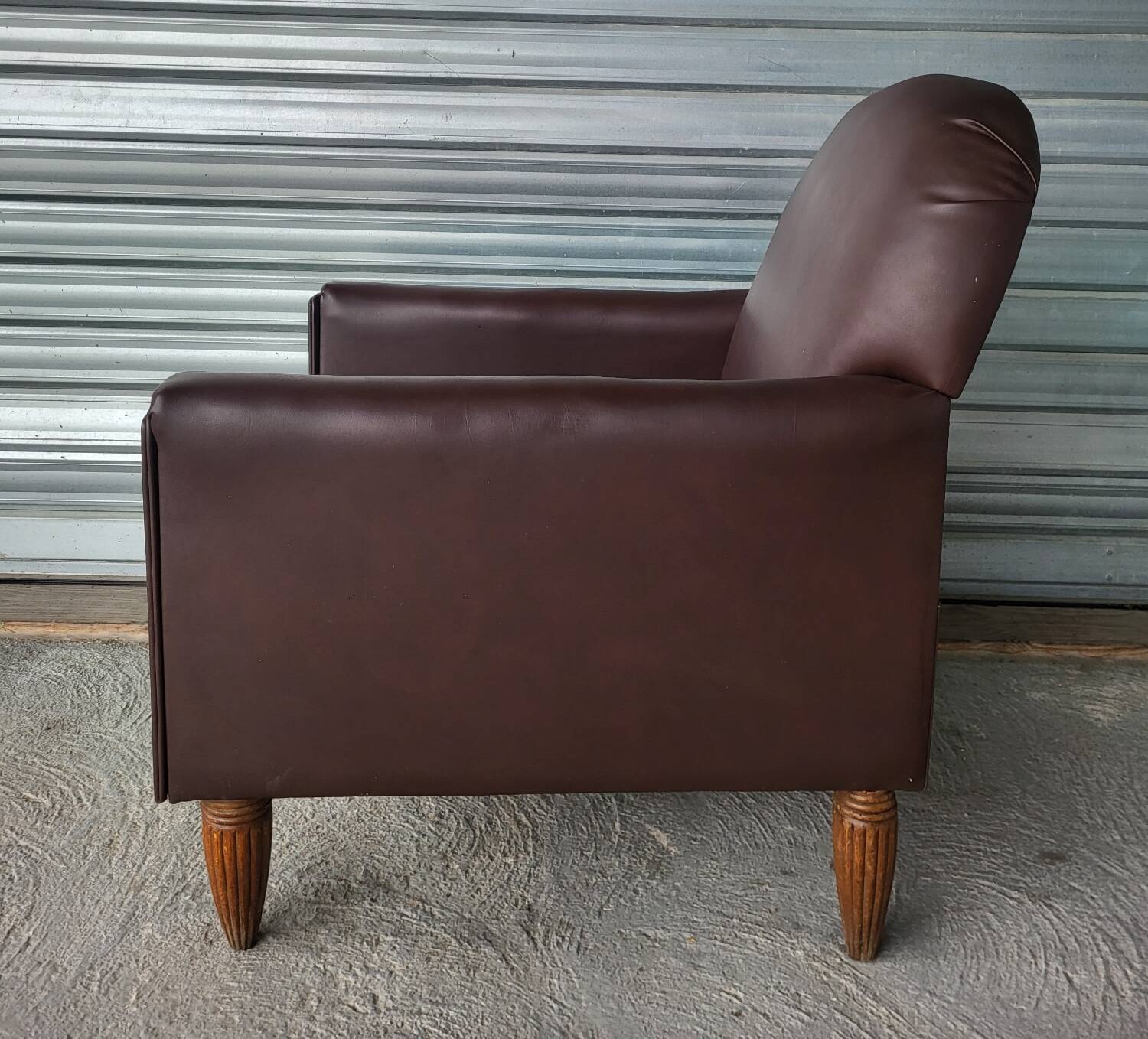 Authentic vintage Art Deco reclining club chair