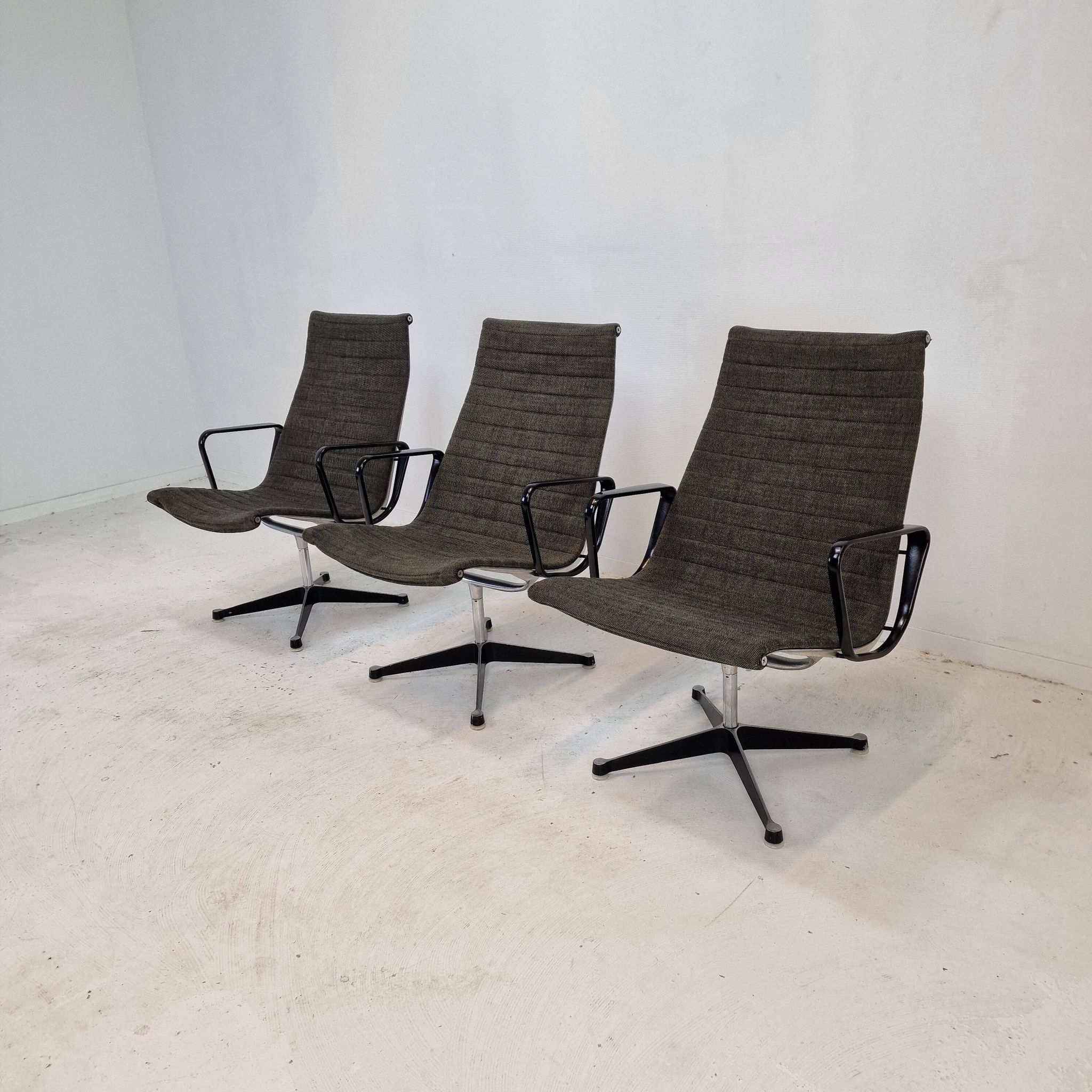 Chaise modèle EA 116 par Eames pour Herman Miller, 1960
