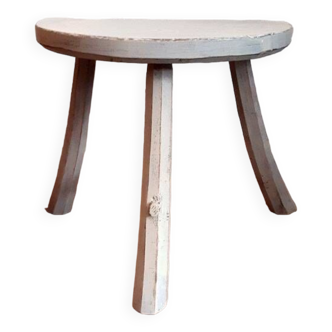 White brutalist tripod stool.