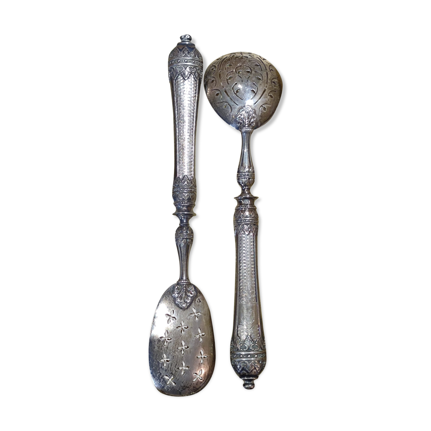 Old necessary for entremets/solid silver