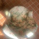 Flowery toad armchair