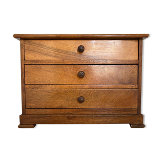Master's cabinet - Three-drawer chest of drawers