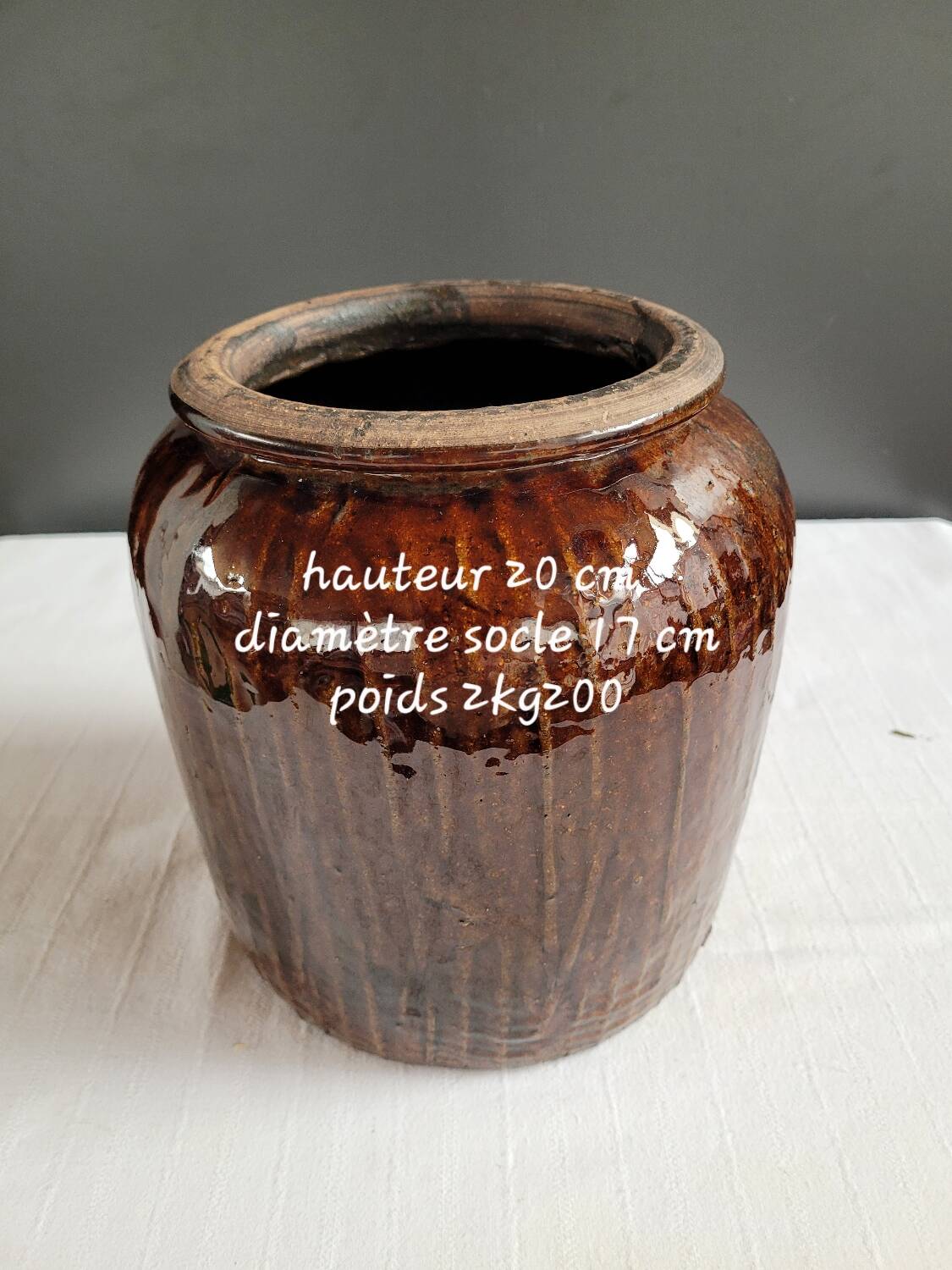 Ceramic pot