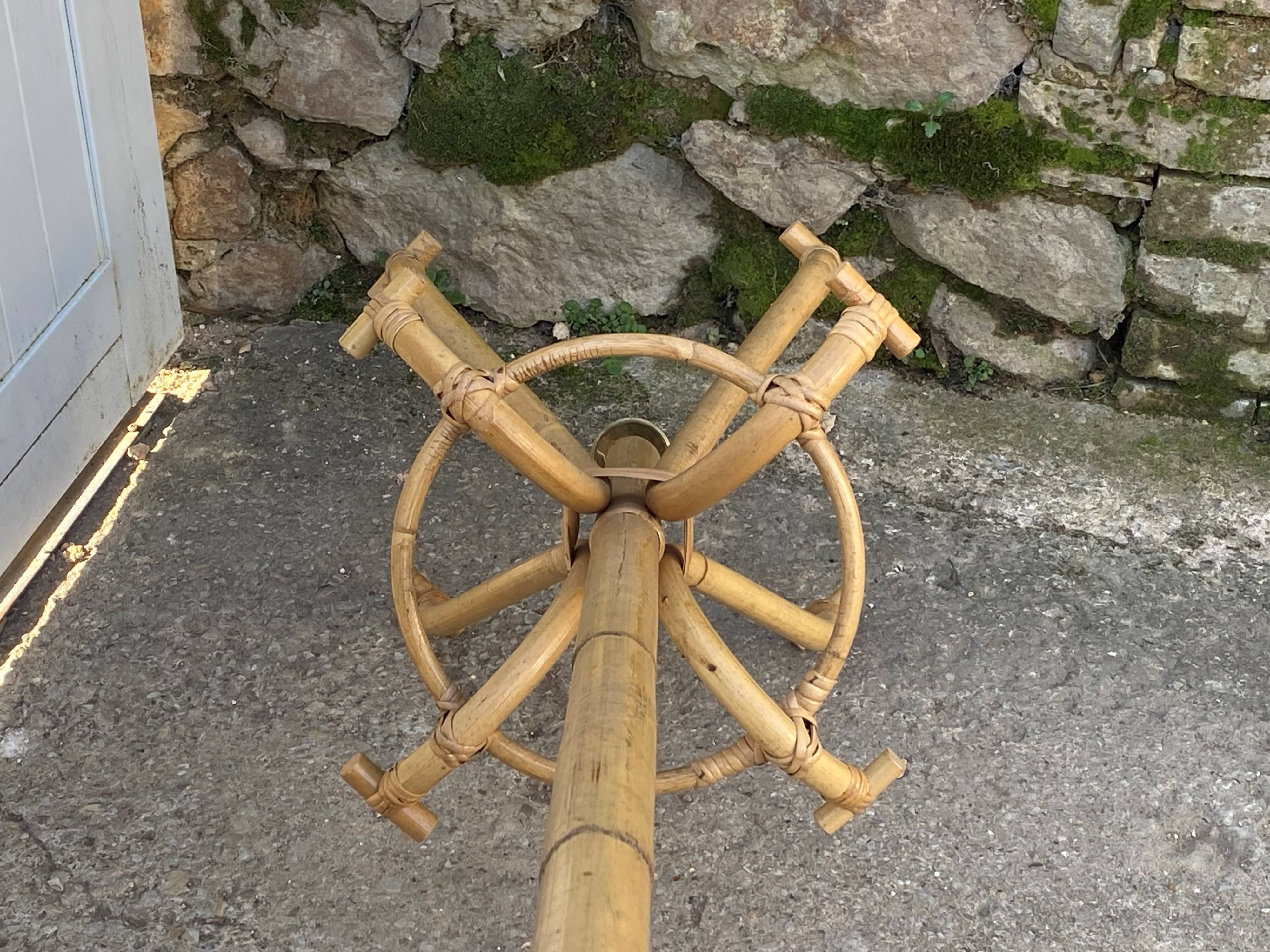 Vintage 1970s rattan parrot coat rack