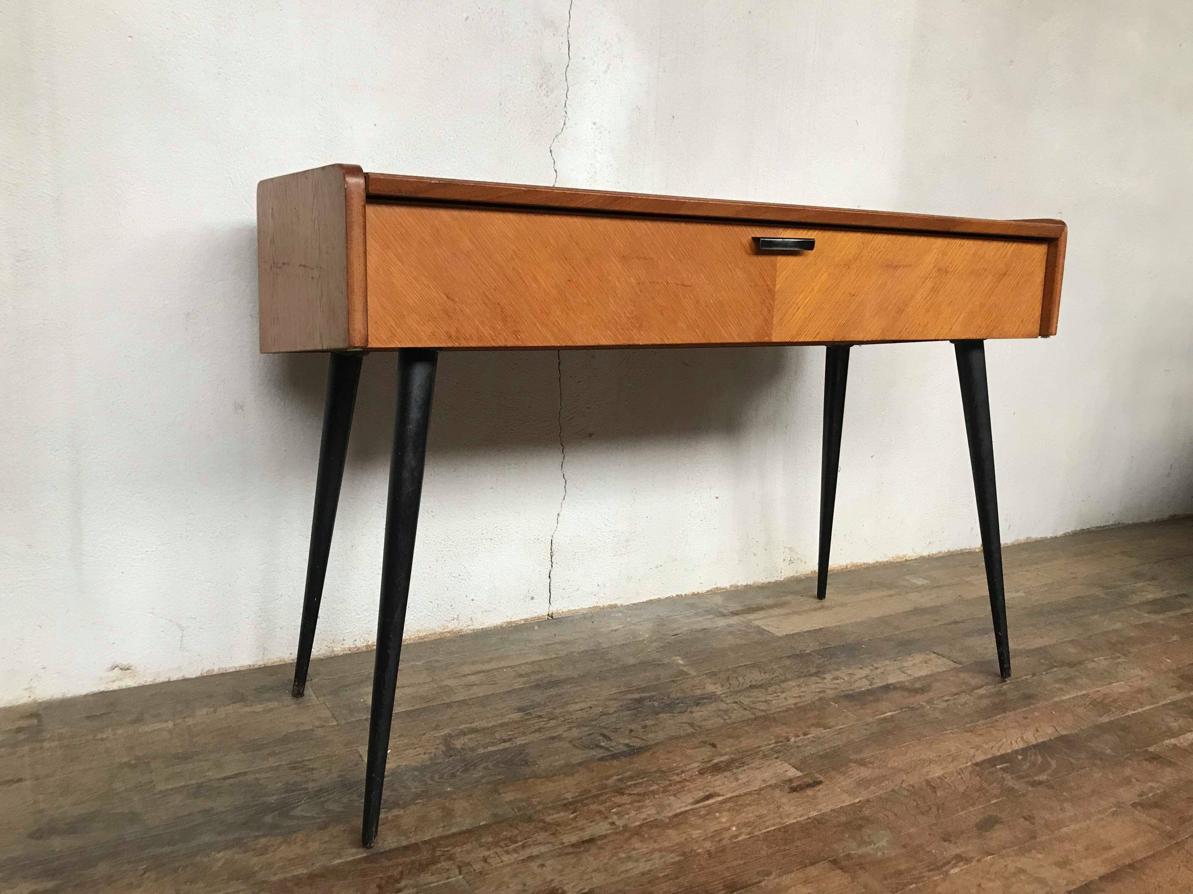 Bureau tricoteuse en teck vintage pieds compas fuseaux noir 1950 1960 style scandinave