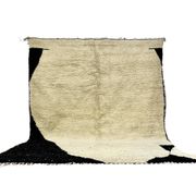 Handmade moroccan berber rug 140 x 96 cm