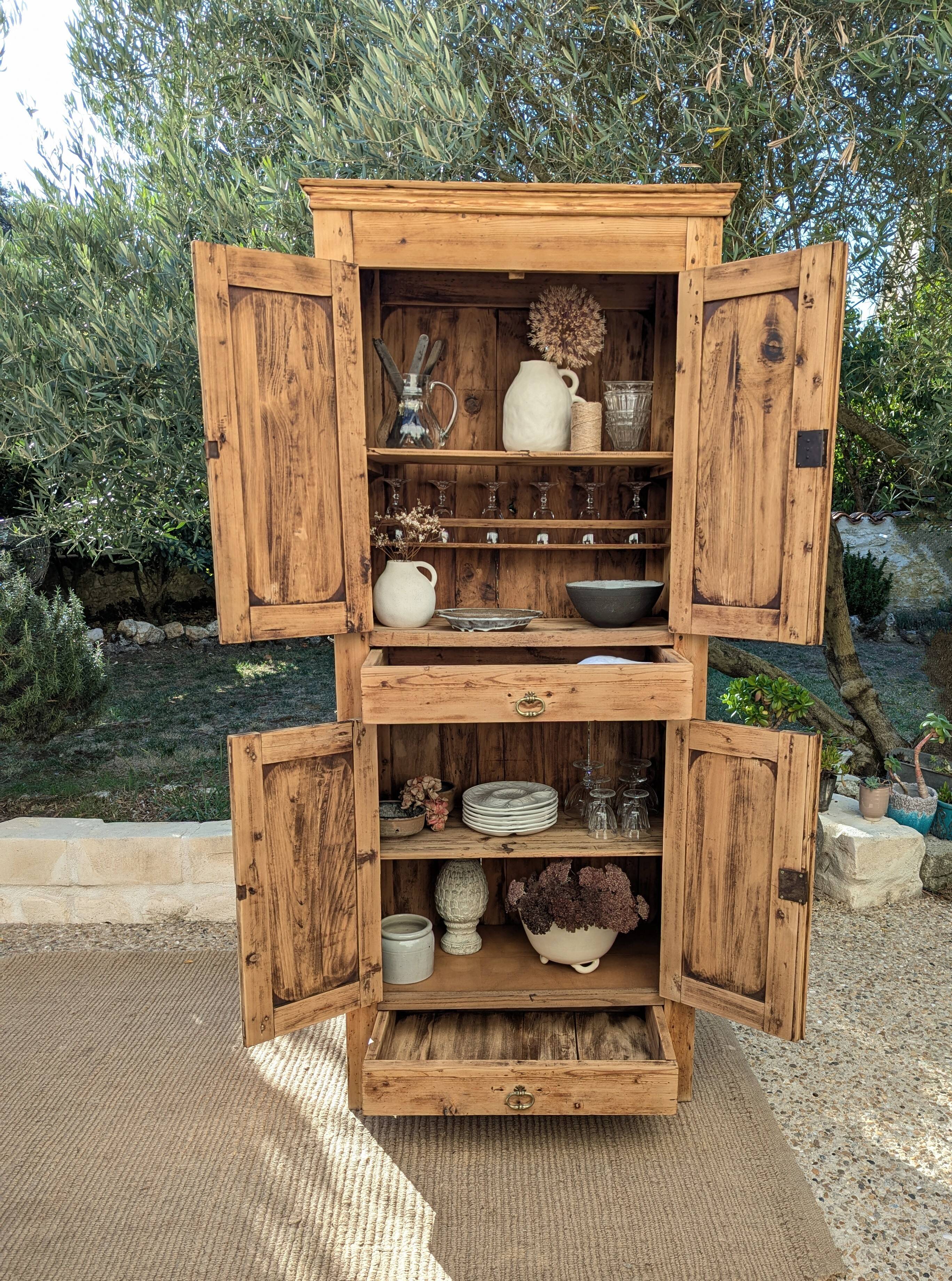 Standing man's wardrobe