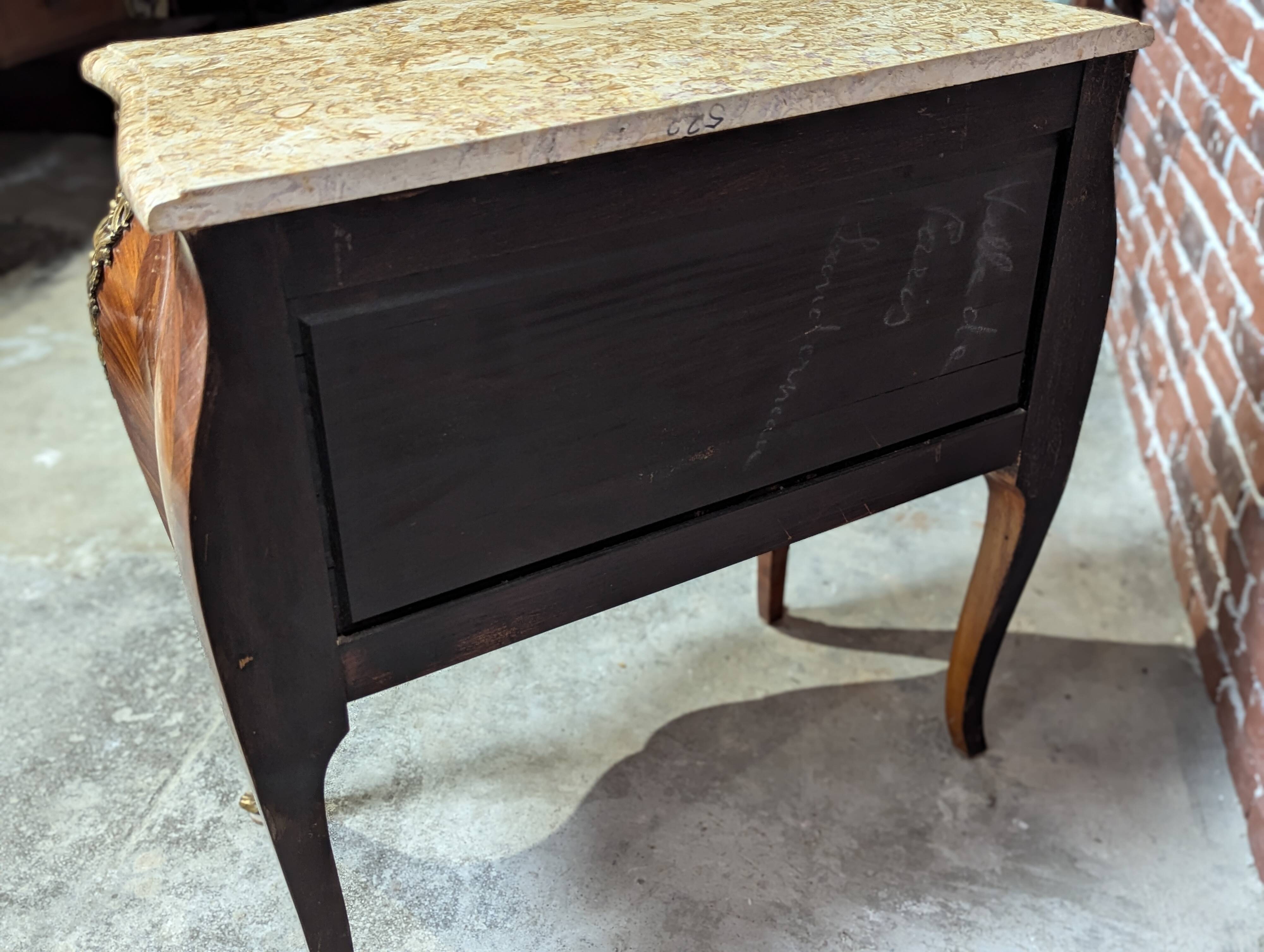 Commode de style Louis XV