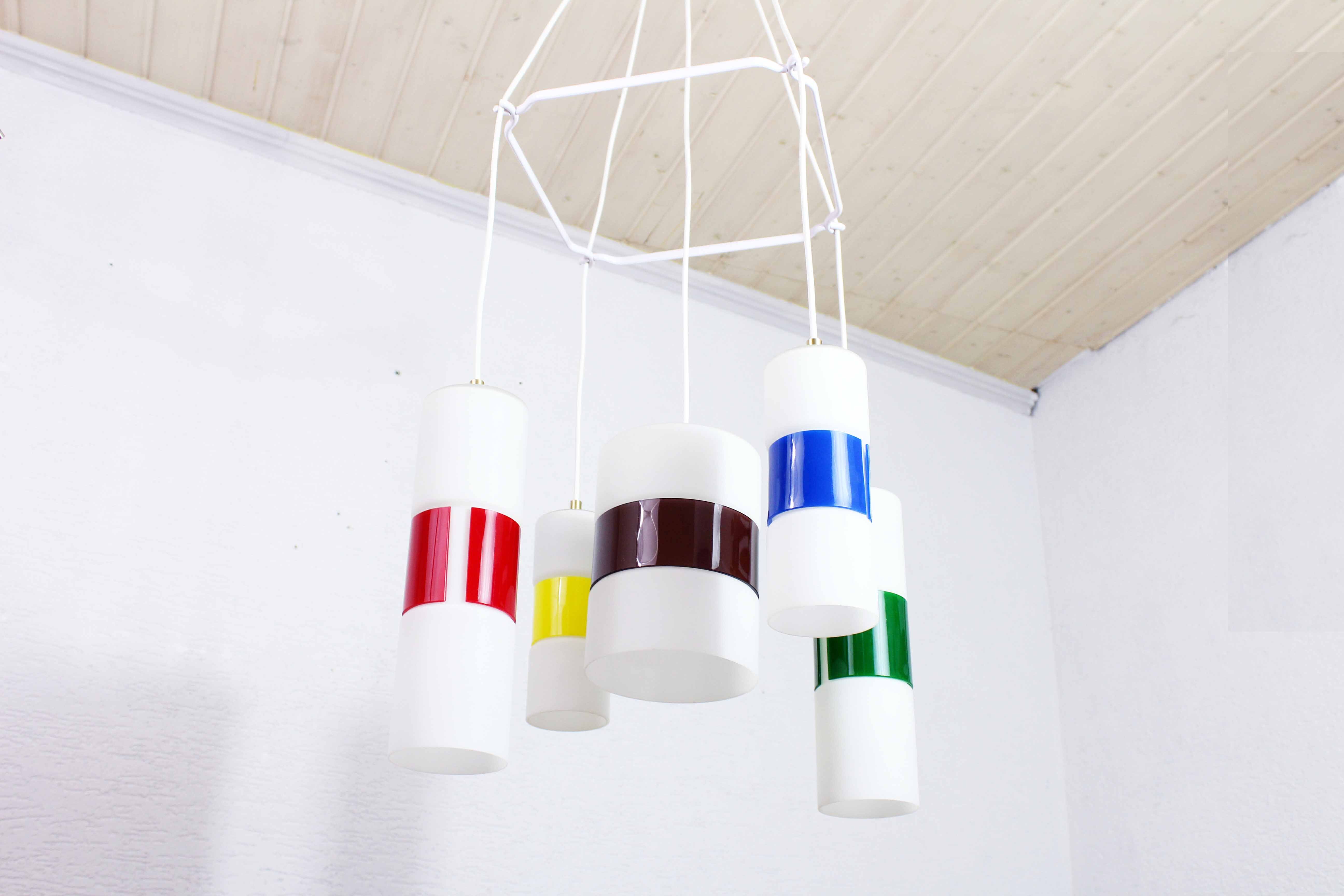 Chandelier with vintage suspensions