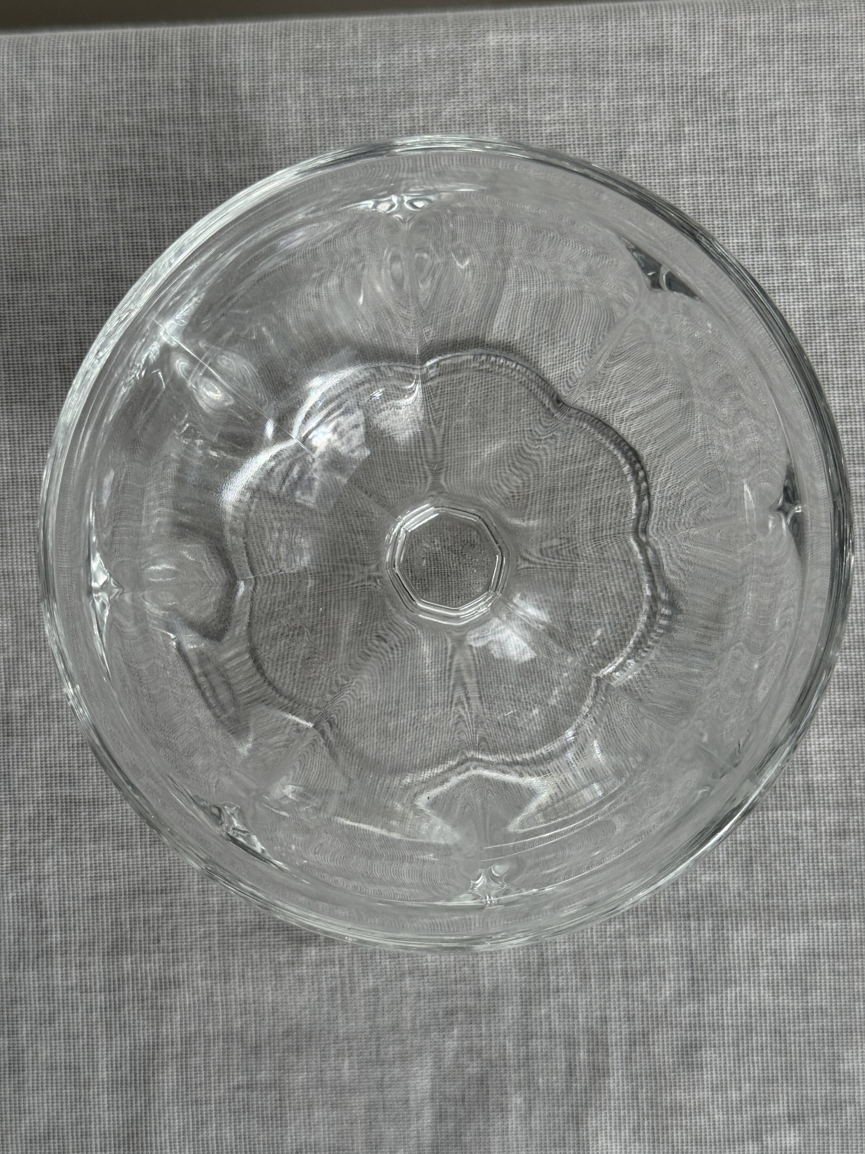 Set of 10 small vintage glass ice cream bowls.