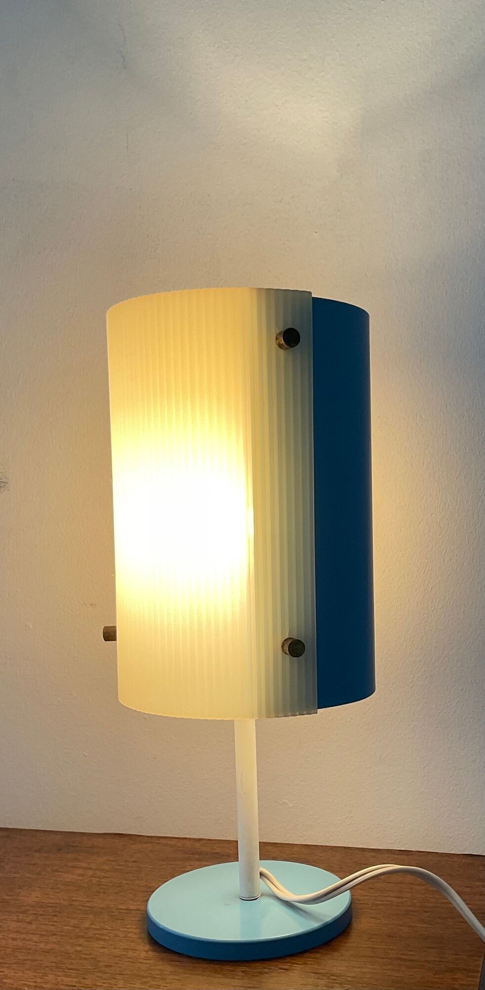 Vintage lamp 50s-60s metal sky blue and plexiglass
