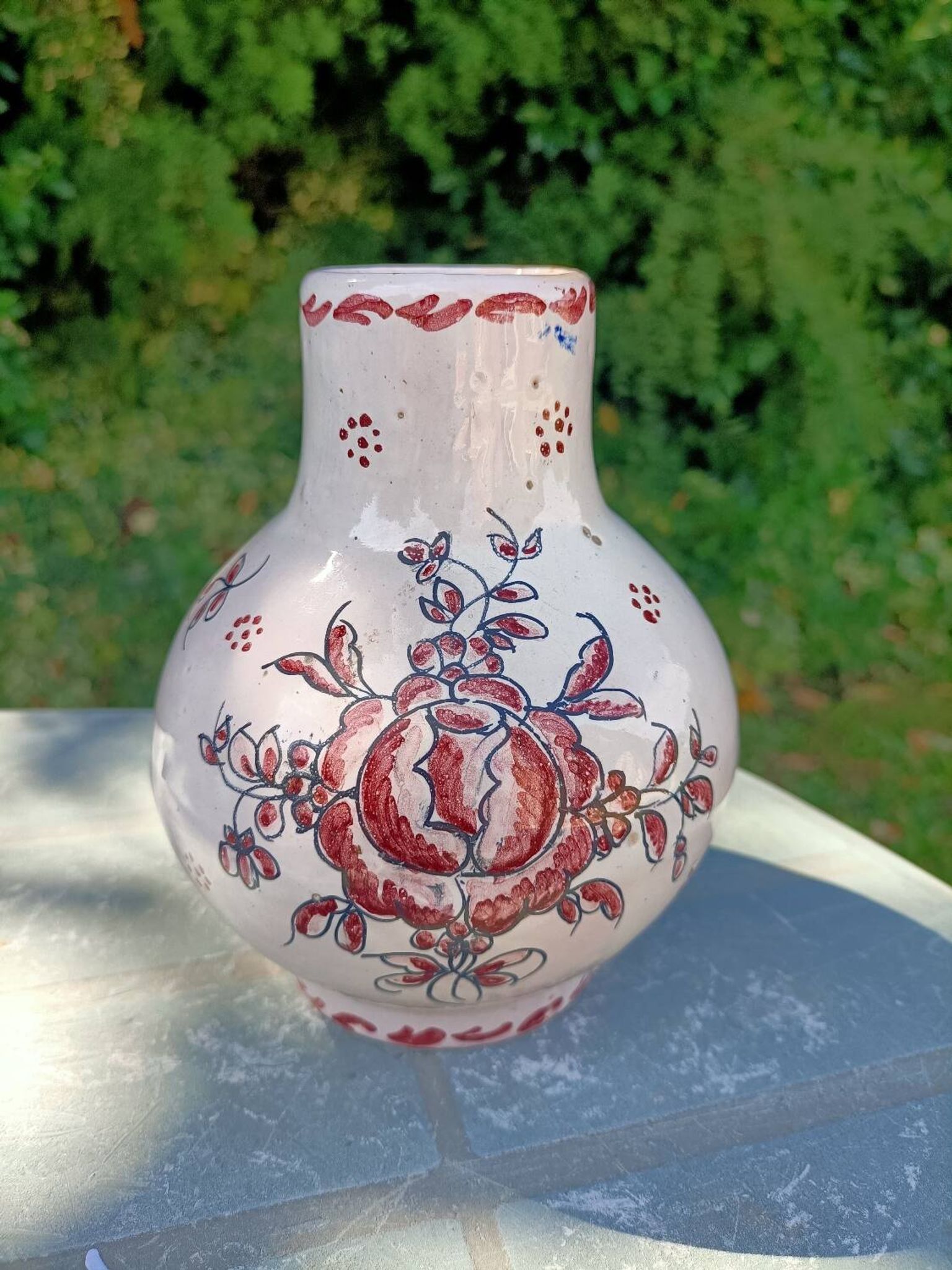 Old pink retro vase
