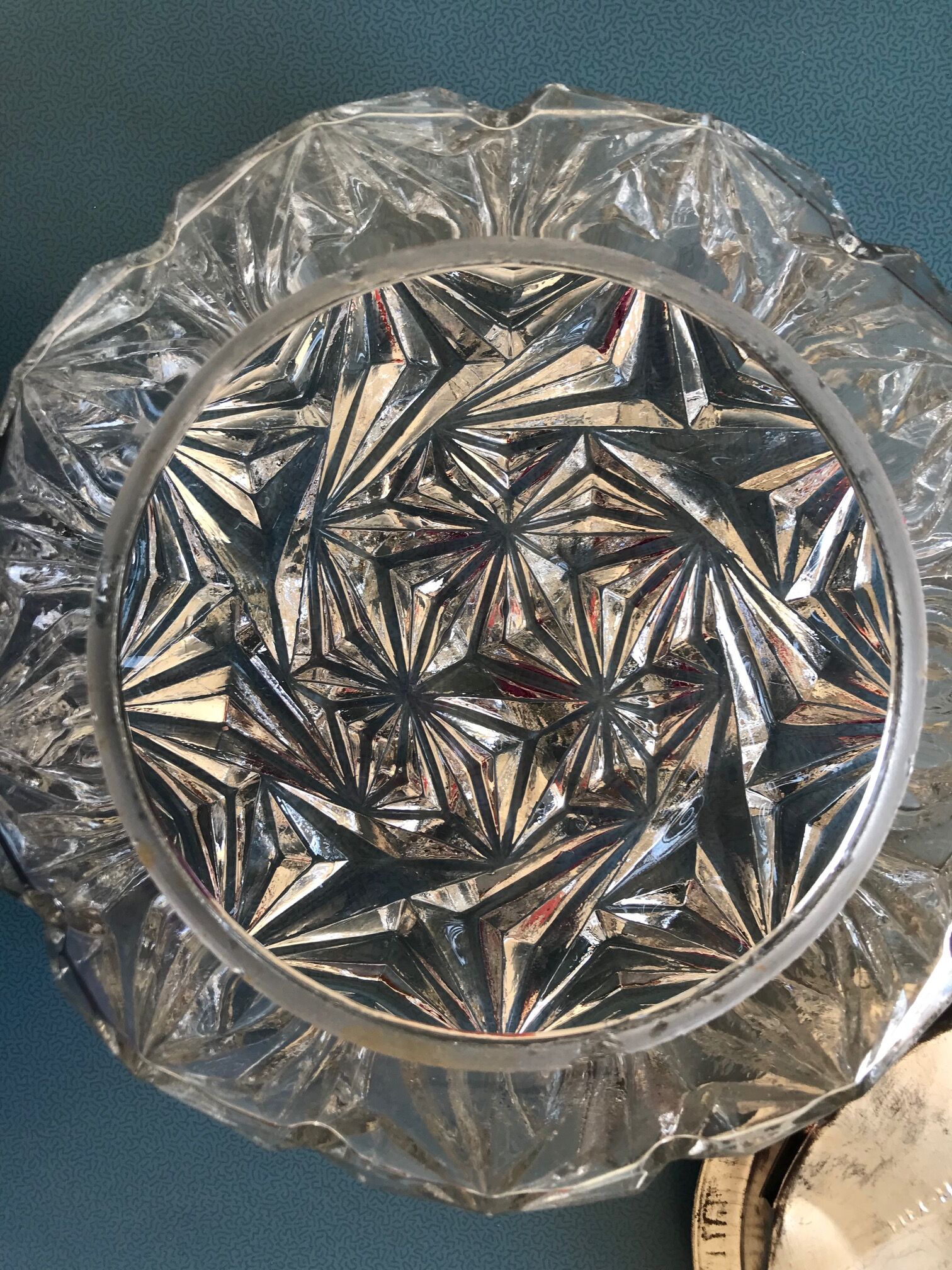 Round ceiling light in chissed glass