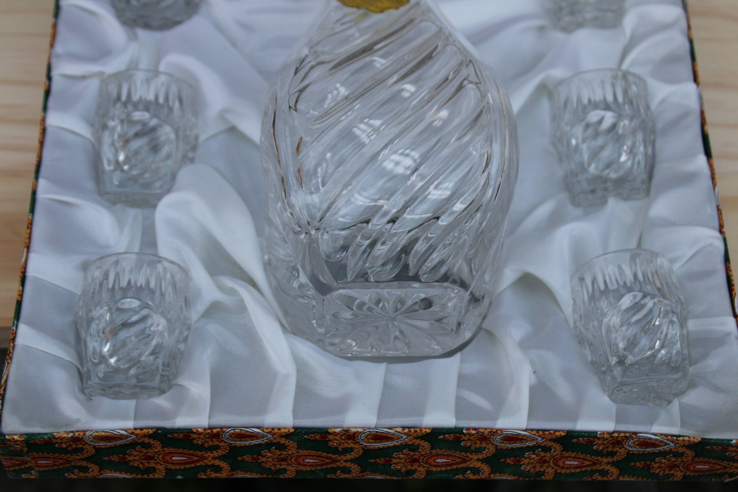 Bavarian crystal decanter + 8 glasses – with original box