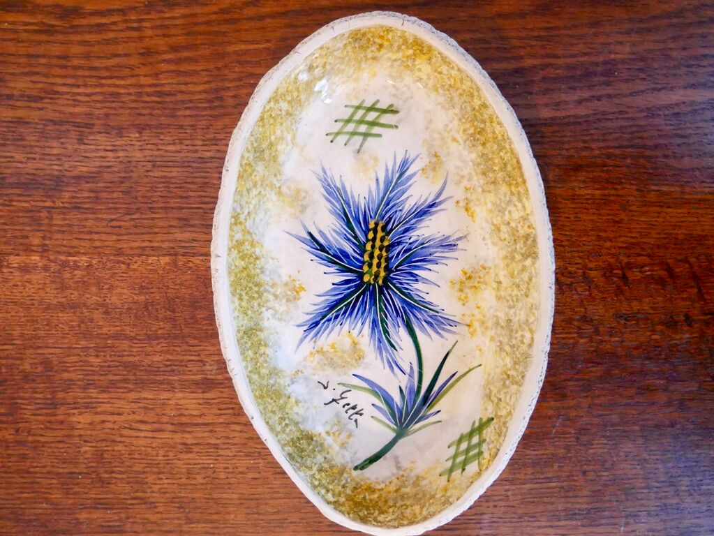 Empty pocket signed j.yell with thistle