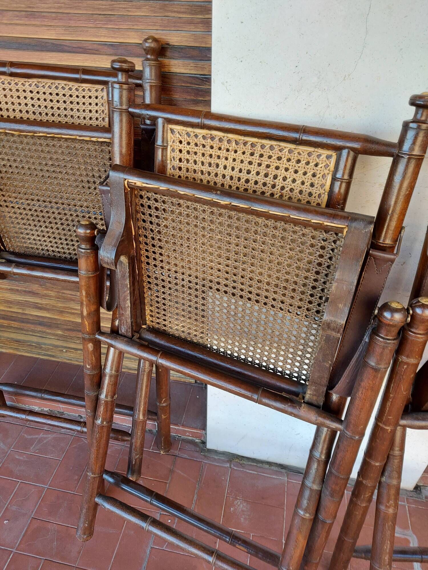 Set of 4 folding chairs old colonial style