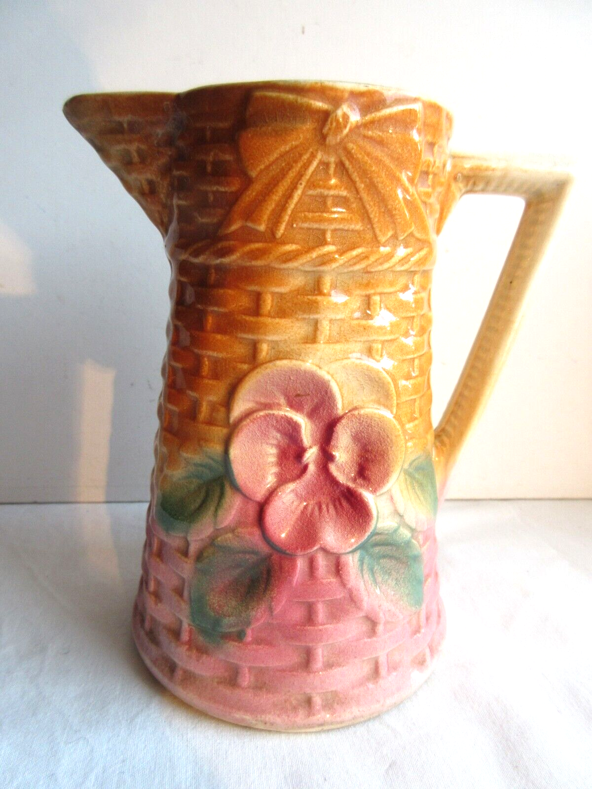 Pitcher old slurry, decoration of thoughts and knot, N° 669, Onnaing?