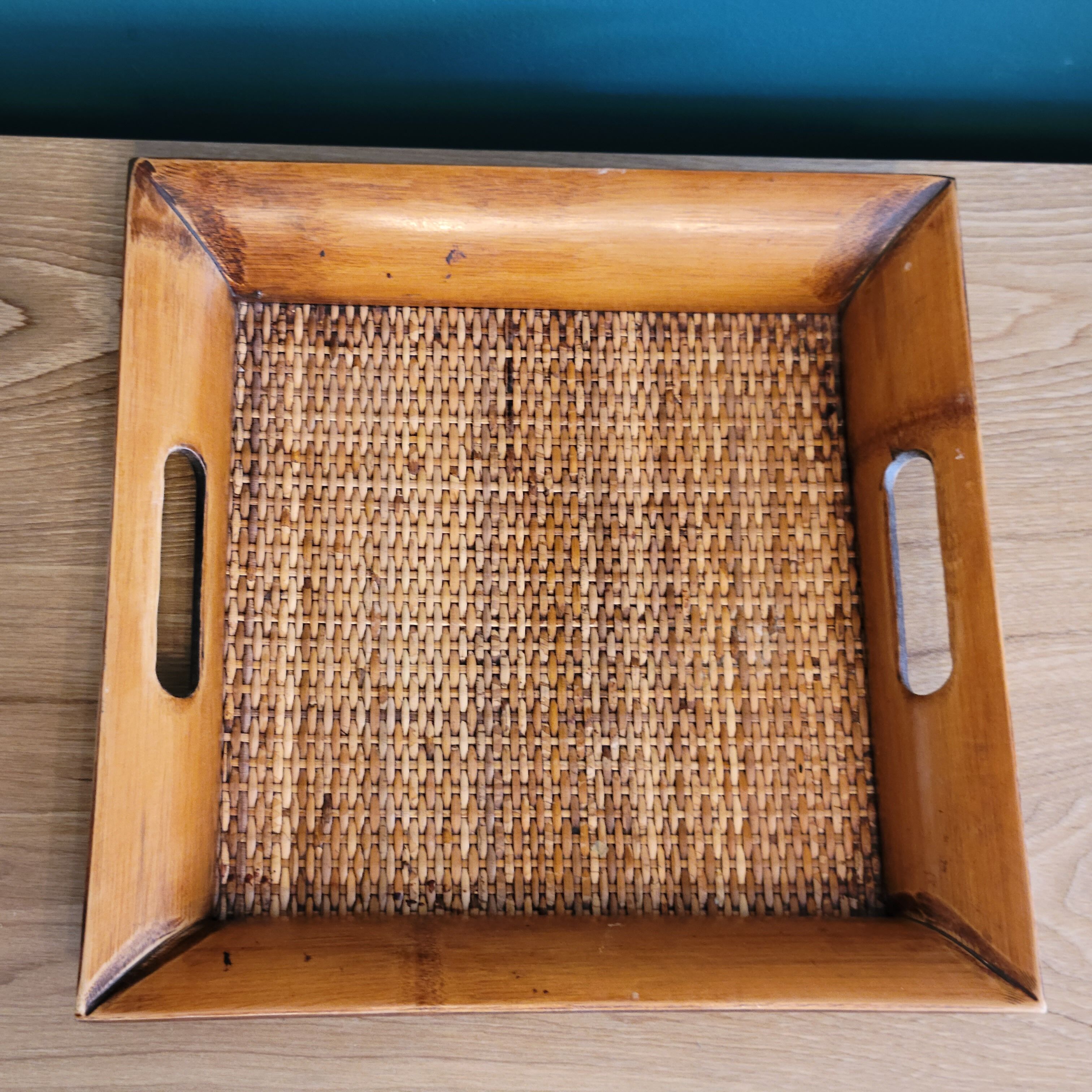 Square vintage serving tray in bamboo and wicker