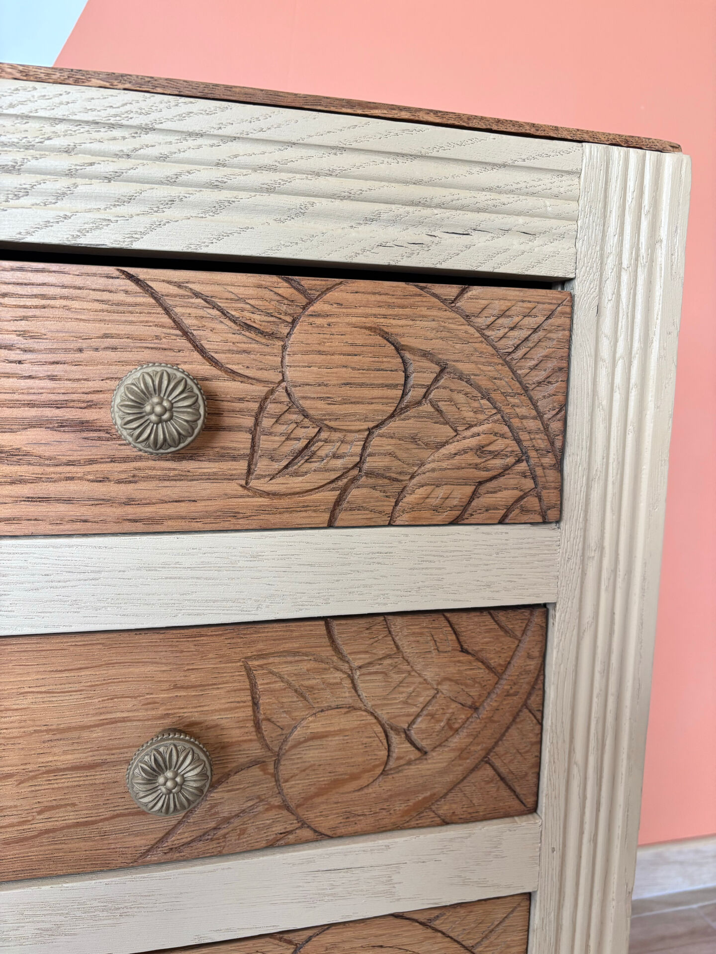Art Deco style commode