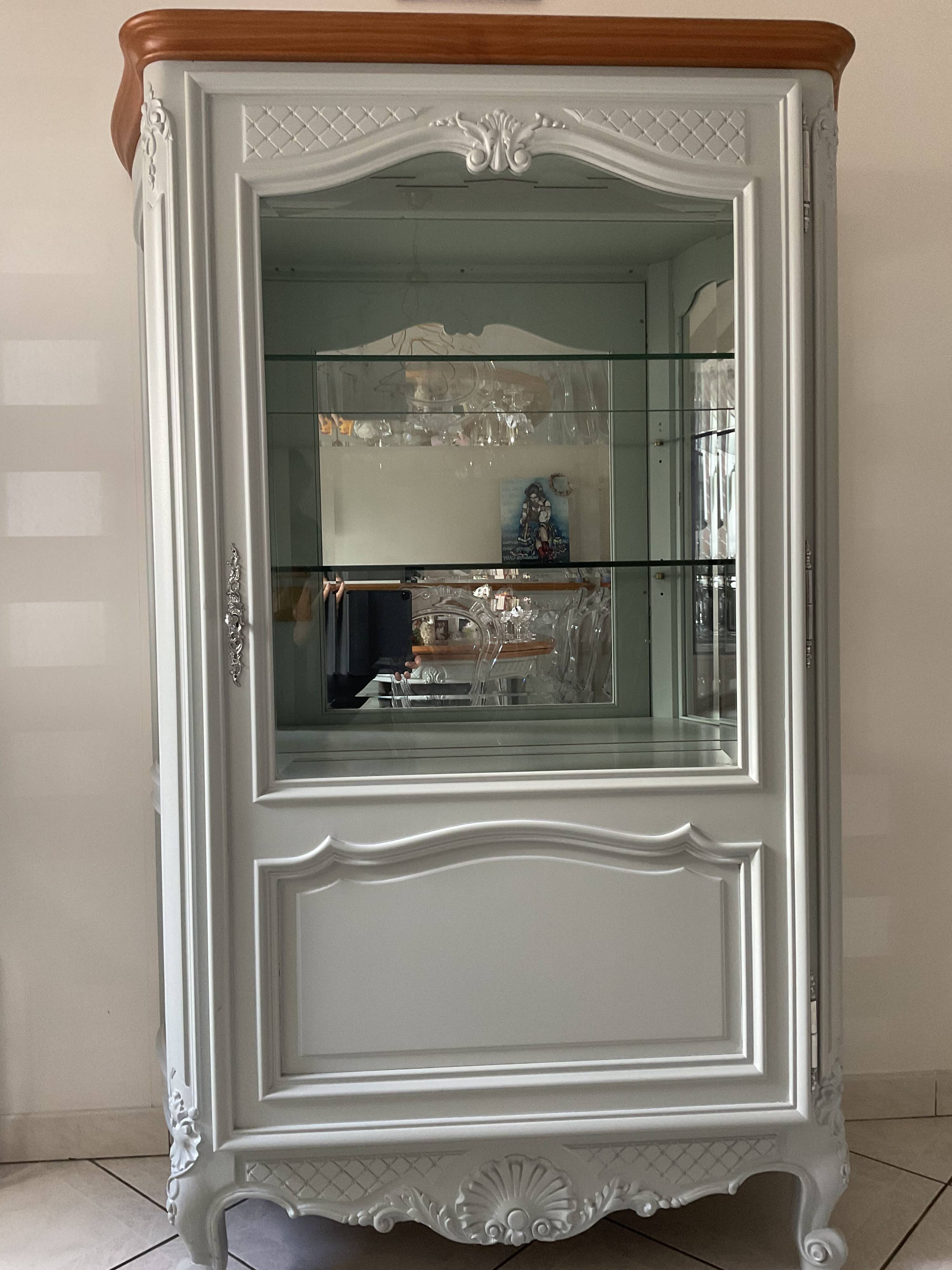 Louis XV display cabinet in solid cherry wood, patinated in Gustavian grey.