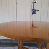 Round dining table vintage curved wooden foot