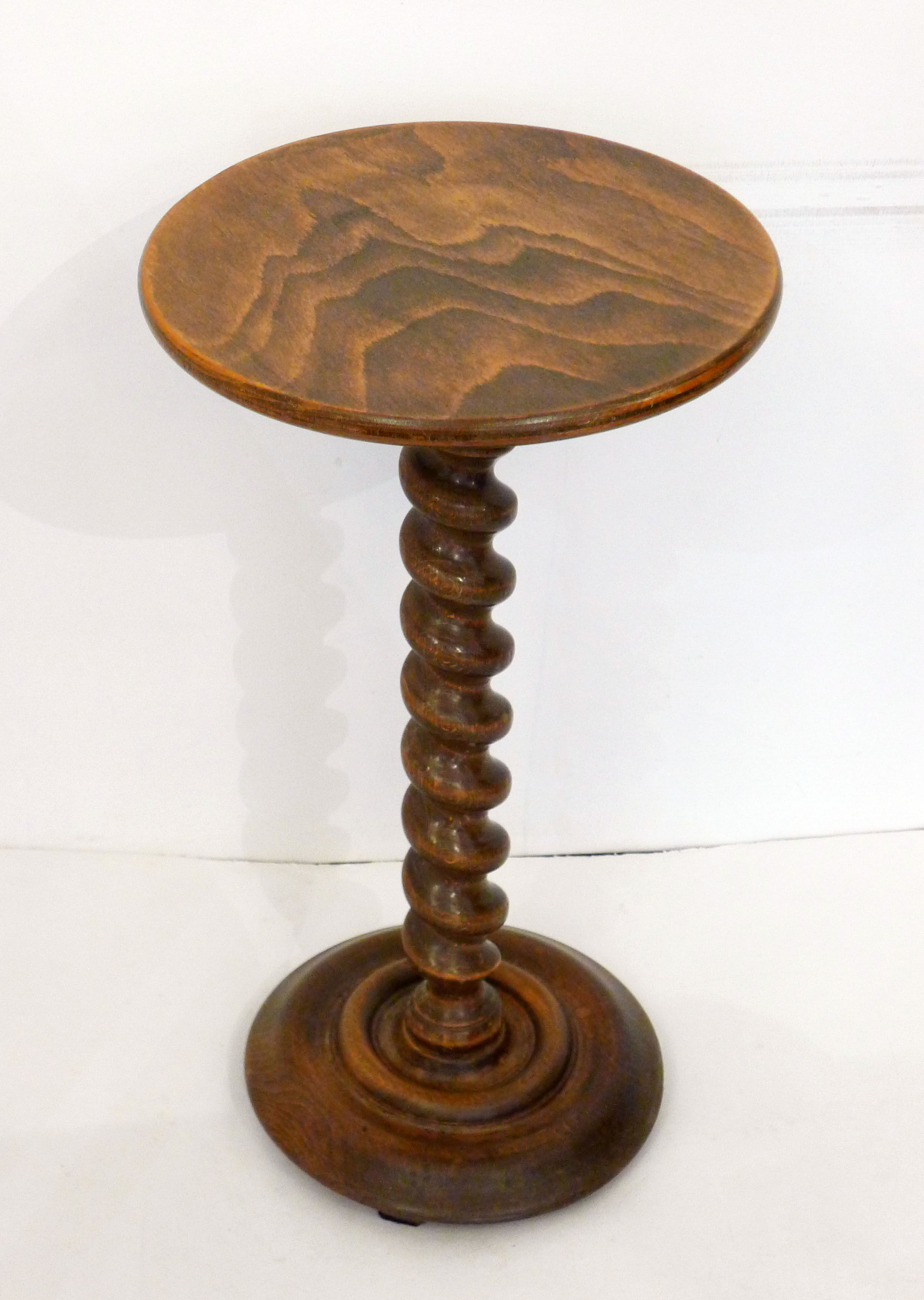 Small twisted column harness