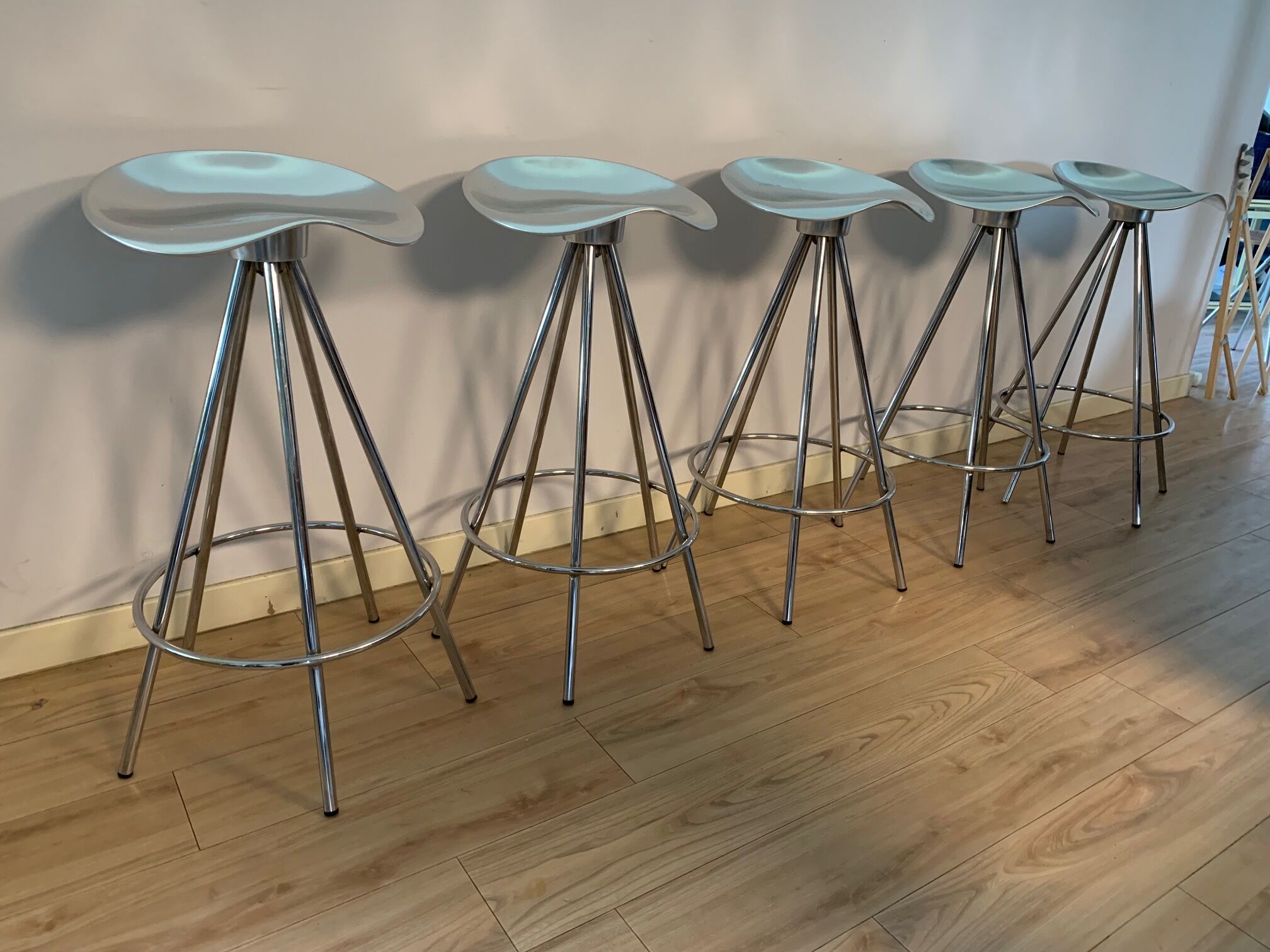Set of 5 stools "Jamaica" by designer Pepe Cortes production Amat