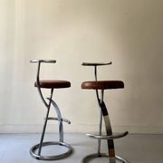 Bar stools in tubular chrome and tan leather, 1970s