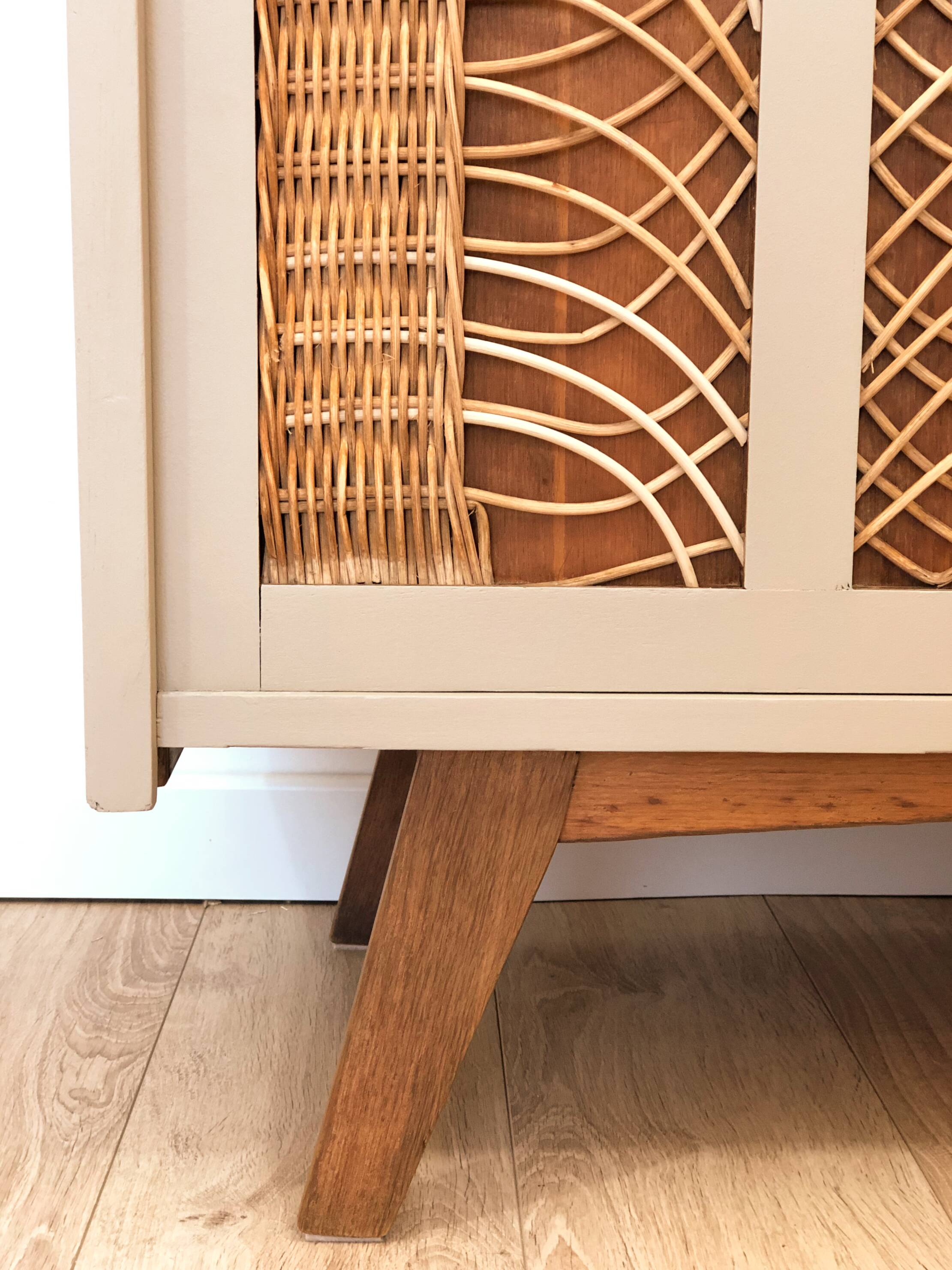 60s/70s wardrobe in wood and rattan