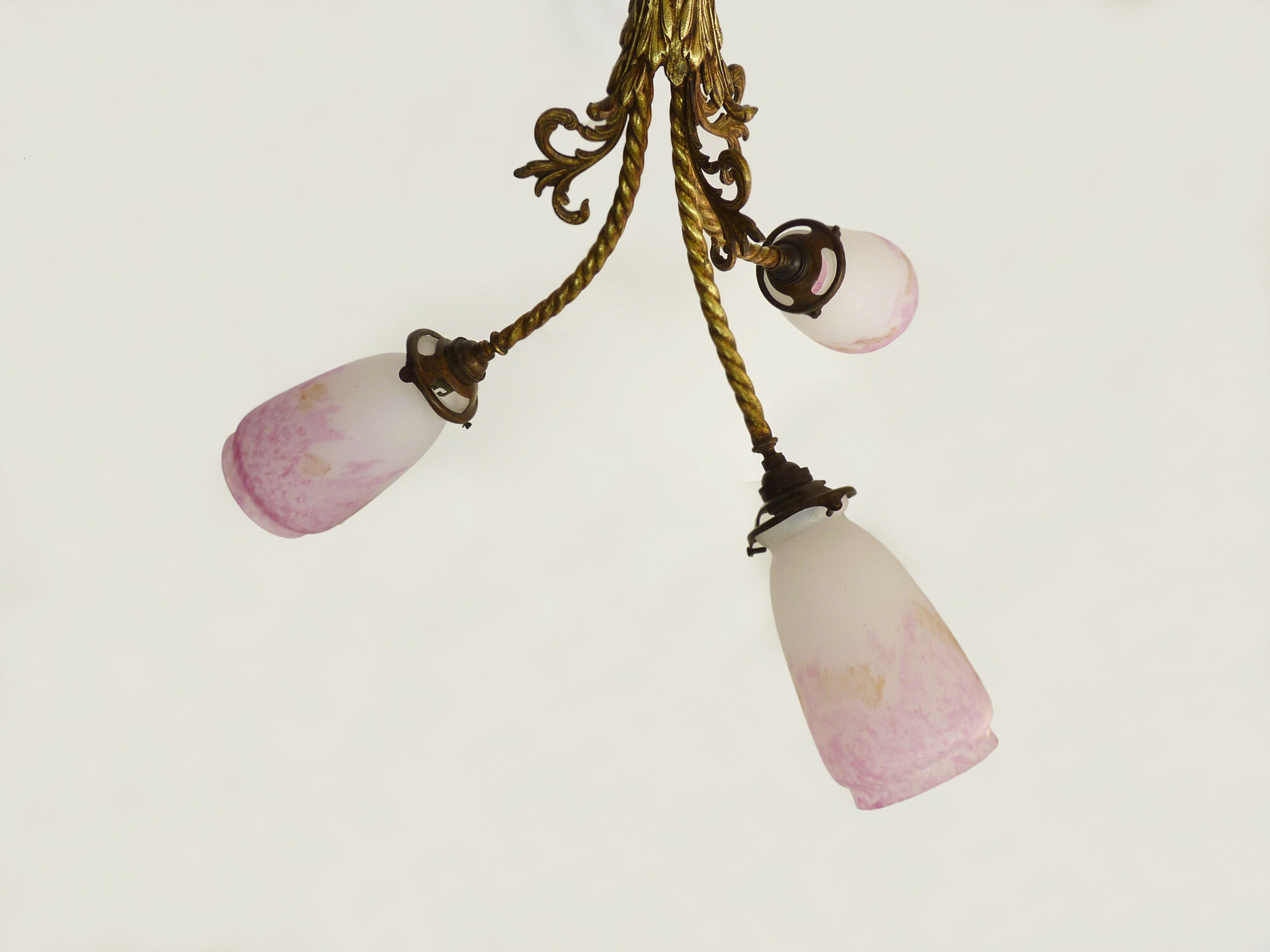 Art Deco chandelier in bronze with 3 tulips in pink glass paste. Signed L'Elf