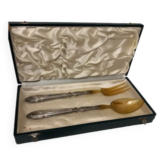 Vintage salad cutlery with its box