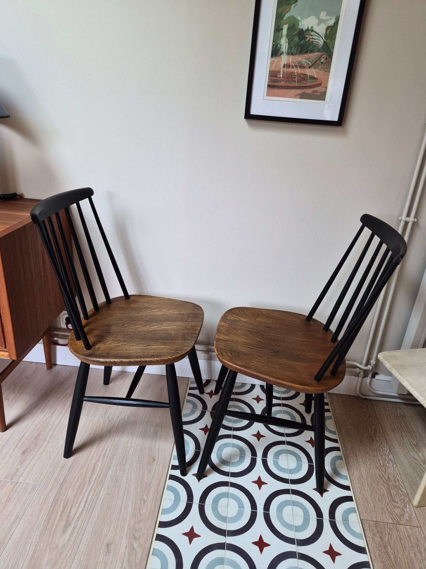 Lot de 2 chaises scandinaves type Fanett
