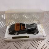 Lot Of Old Collectible Cars In Vintage Metal