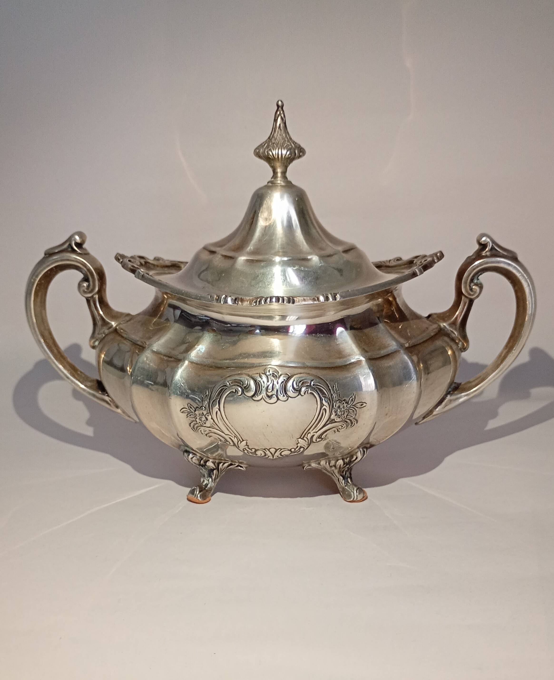 Reed & Barton Solid Sterling Silver Sugar Bowl & Creamer 790 grams